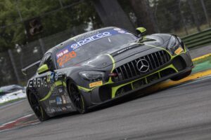 Filippo Bencivenni - campione italiano 2022 gt4 amg mercedes nova race (1)